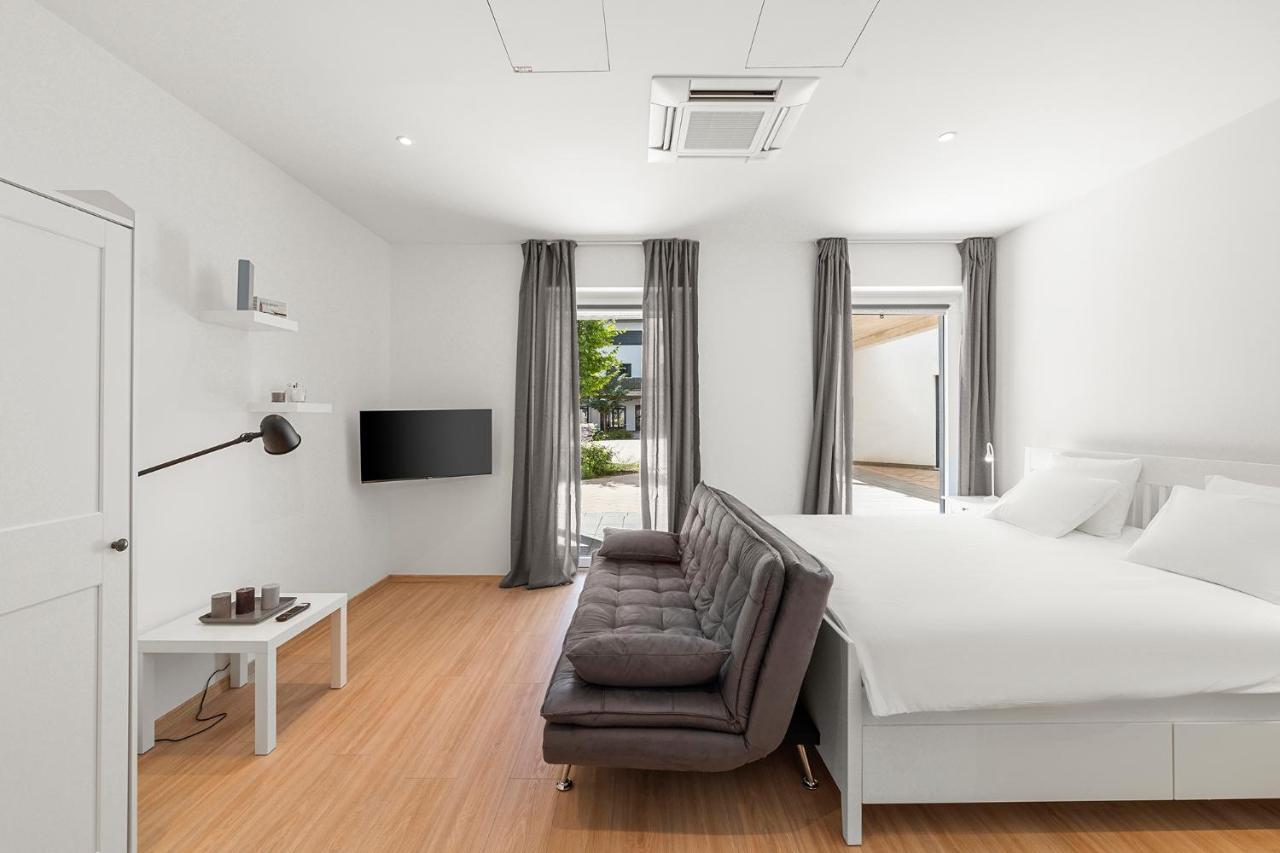 Boutique Space Vie #4O2 Wina Bagian luar foto